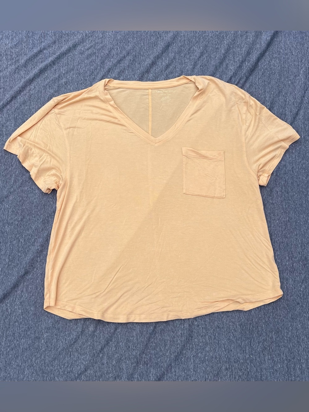 American Eagle Soft & Sexy Tee - Women’s XL - Pastel Orange - V Neck